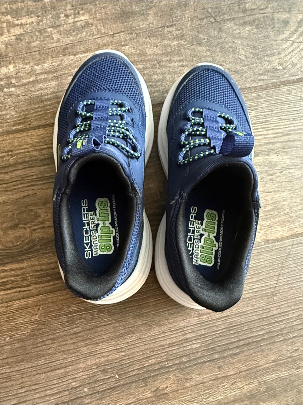 Skechers hands free slip-ins - Picture 3 of 4